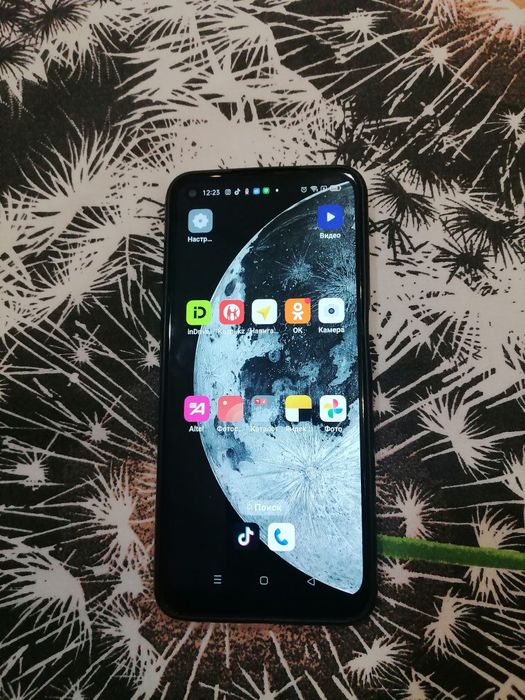 Продам OPPO A54 память 64/6
