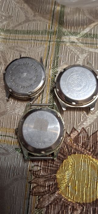 Продавам часовници