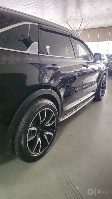 Kia Sorento komfort +
2021 yil 
Kraska toza 
Qora black edeshon
Yurgan