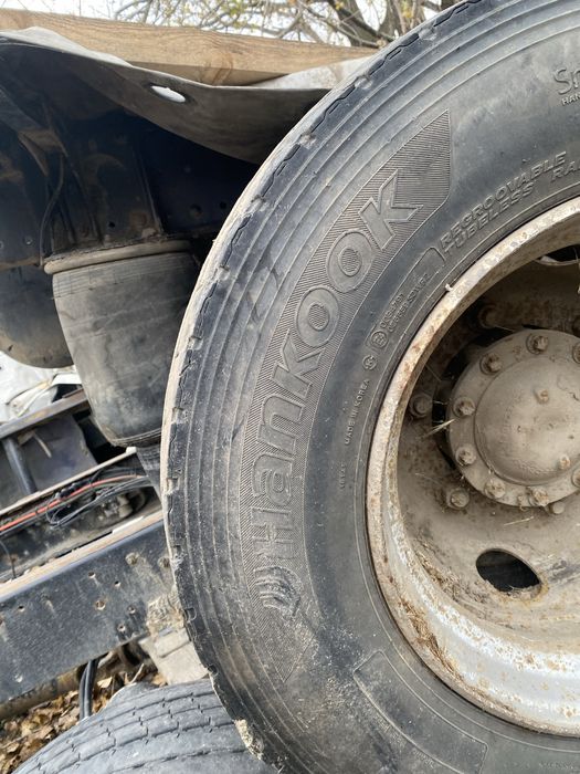 Anvelope Hankook Camion 245/70R17.5 cu Jante de MAN de Tractiune