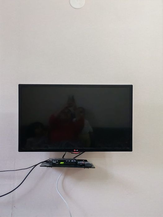 Телевизор LG состаяния жаксы