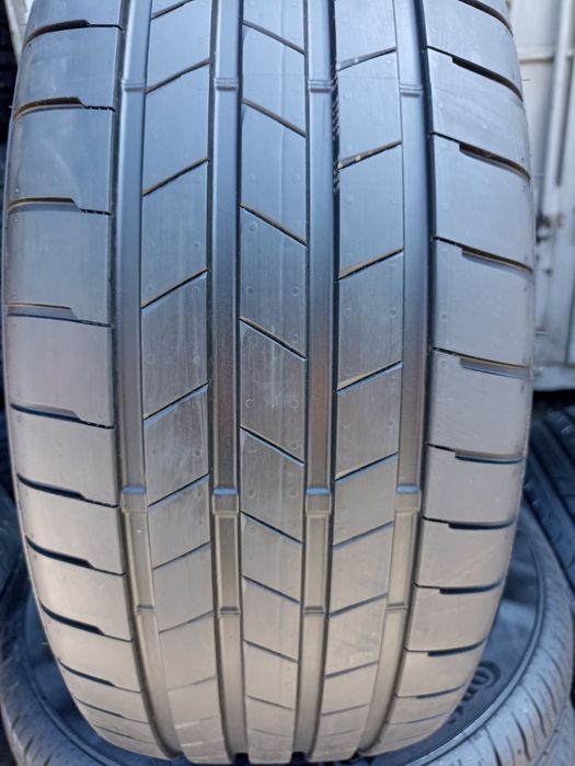 Шины 245/45/19 Bridgestone летний комплект