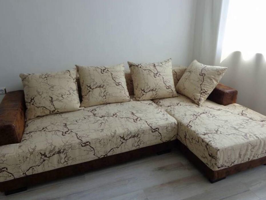 Дава се под наем Двустаен апартамент в Бургас, Център - 60 кв.м за 510 € - Снимка #1