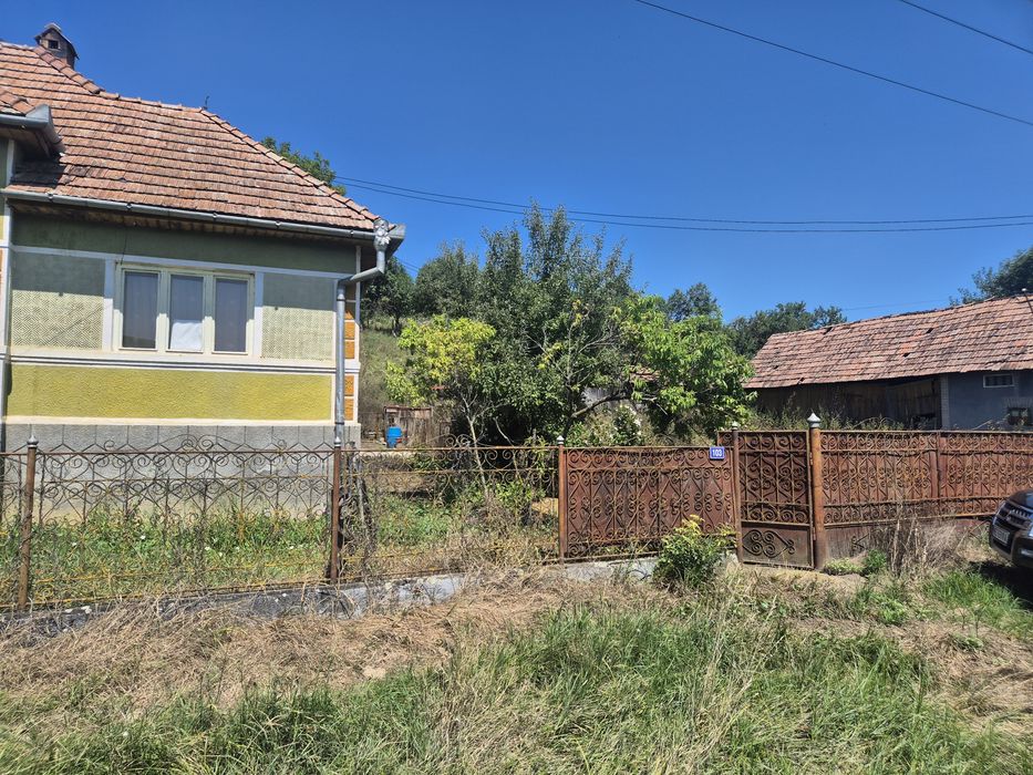Casa de vanzare com.Cozma
