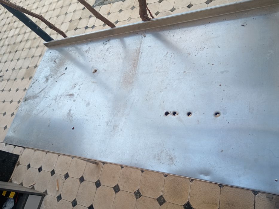 Стол из нержавейки