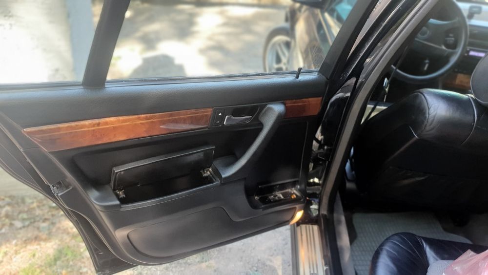 BMW 7 E32 в хорошем состоянии