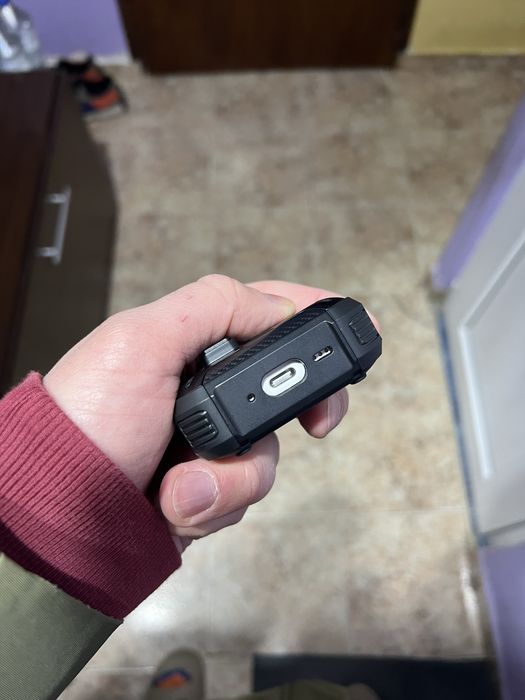 Удароустойчив калъф (Rugged Case) за AirPods Pro 3 – Черен