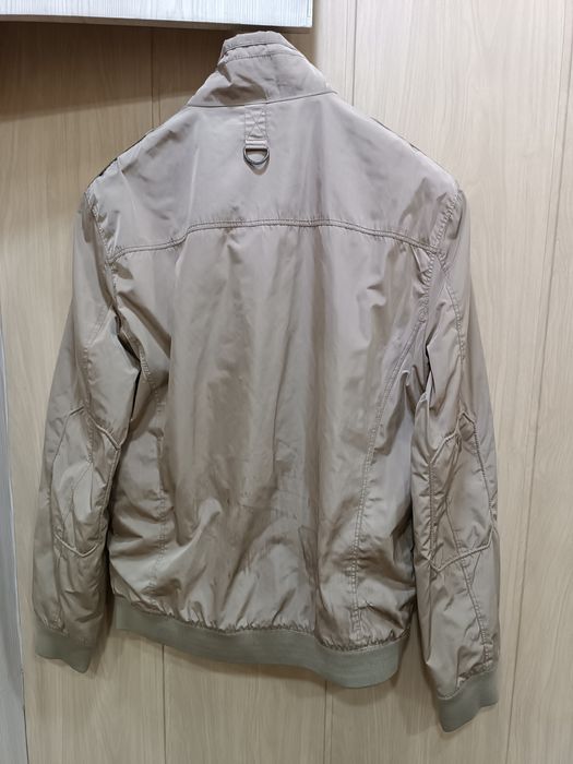 Оригинальная ветровка MANGO