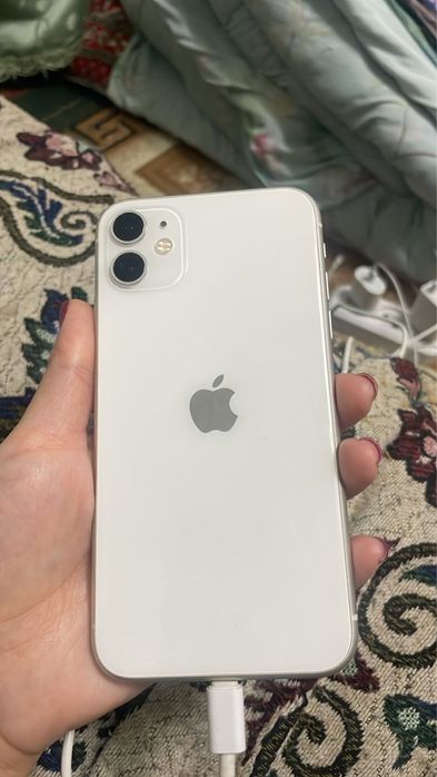 Айфон 11 , в отличном состоянии