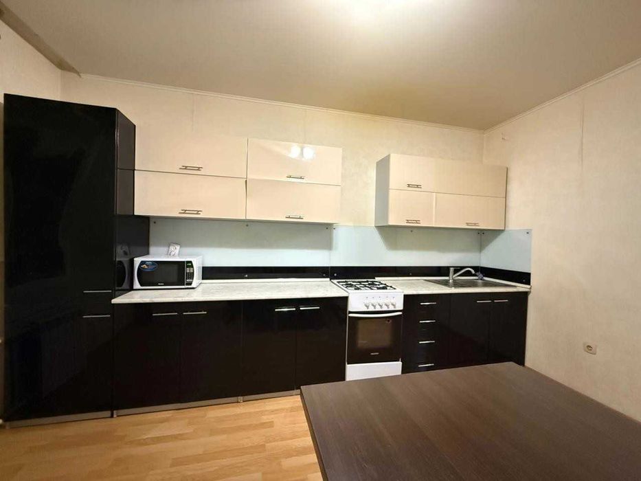 Продам 1 комнатную квартиру в 5 микрорайоне