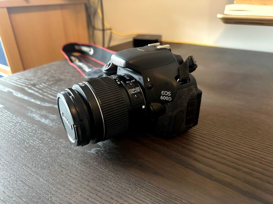 Canon EOS 600D + EF-S 18–55mm IS – пълен комплект
