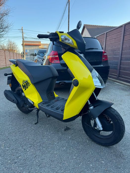 Vând scuter 49cc 2 Timpi