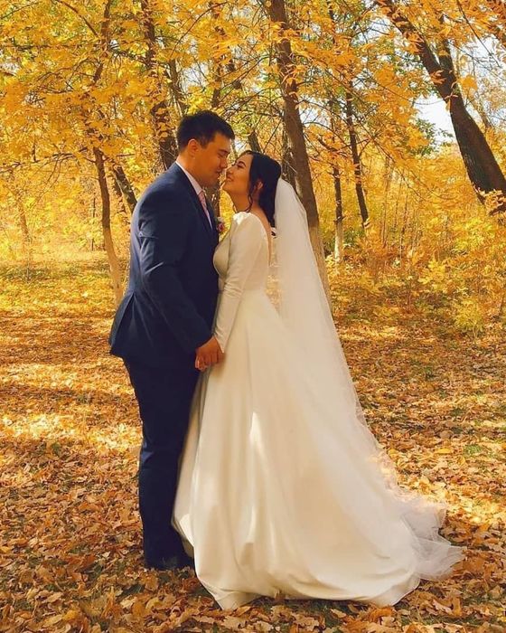 Продам свадебное платье