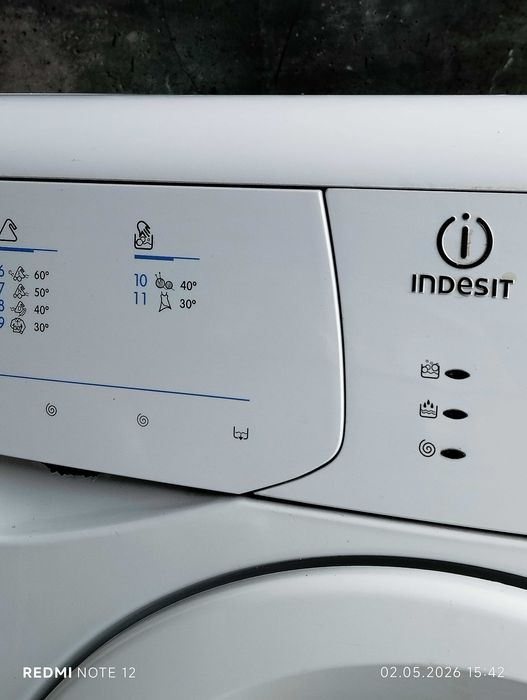 Пералня Indesit за части