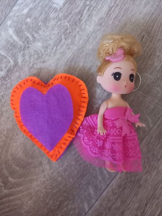 Продам куклу - брелок за 1000 тенге