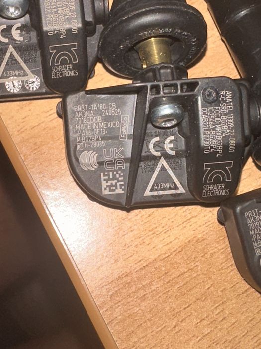 Senzori presiune roti Ford originali cod PR3T-1A180-CB