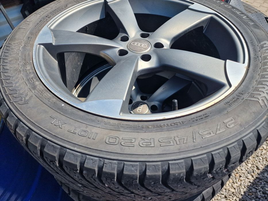 Гуми с Джанти за Audi Q7 275/45 R20 Nokian