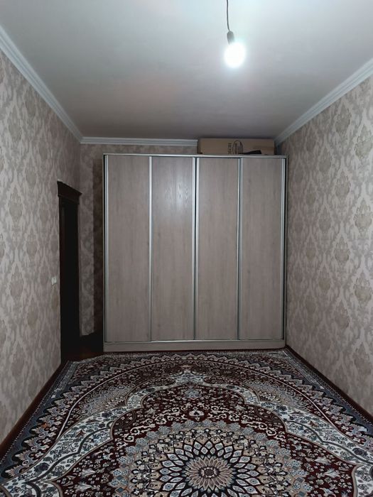 Buxoro shahrida srochno uy sotiladi