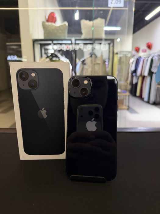 Продам iPhone 13 256GB Black 79%АКБ