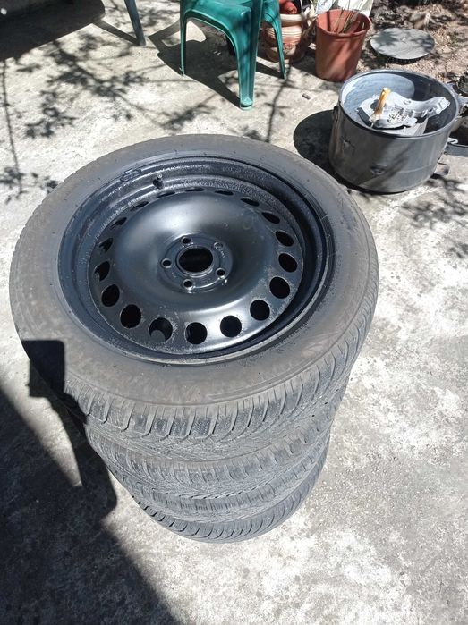 Roti anvelope Ford puma 215 55 17    5*108 ET47