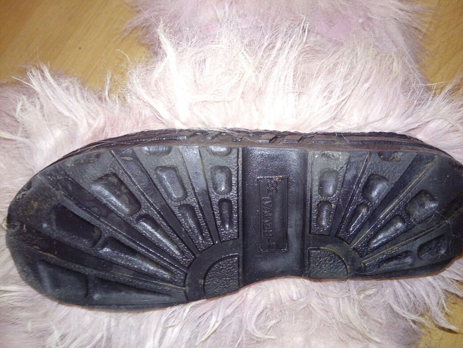 Дамски ботушки от естествена кожа