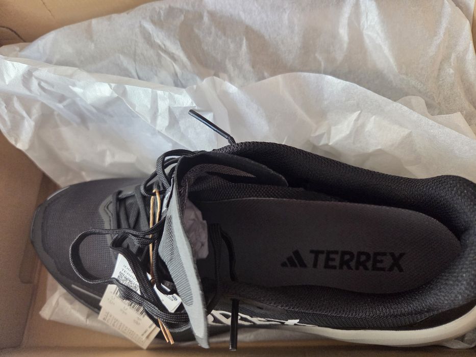 Чисто нови Adidas Trail  Running Terrex Agravic 3 Continental  стелка номера 46 и 42 за бягане и ходене