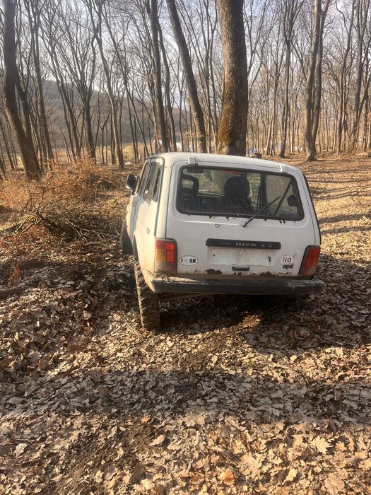 De vanzare lada niva 1.7 injectie