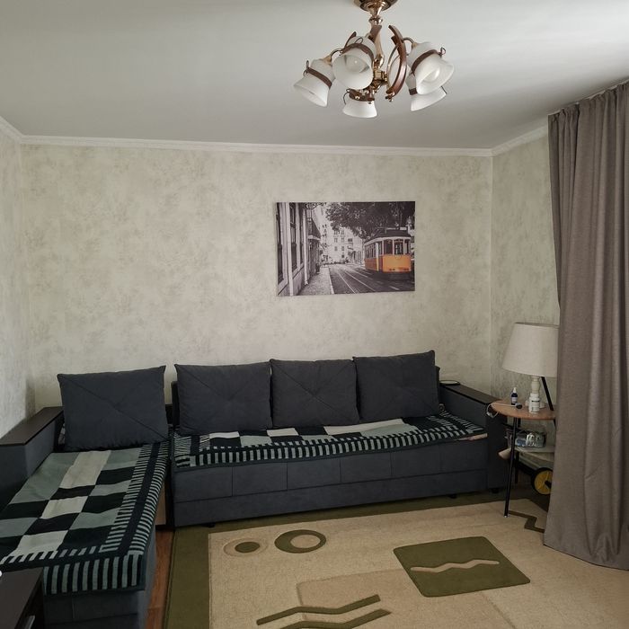 Продам  дом ( 1/2 часть дома