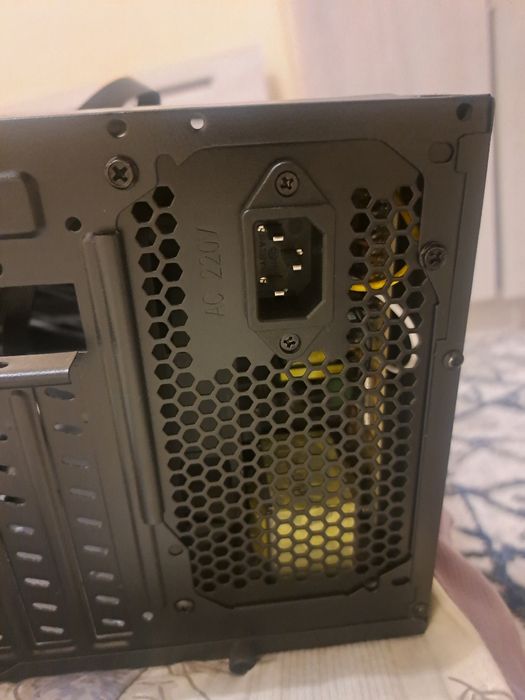 750w 6pin 8pin blok pitaniya