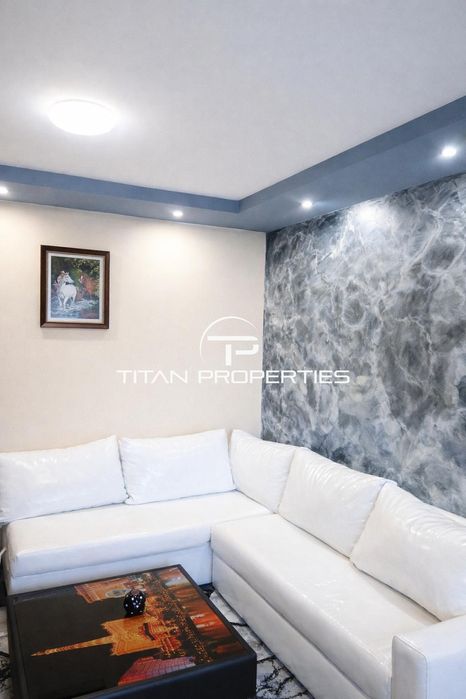 Двустаен апартамент в жк. Христо Смирненски