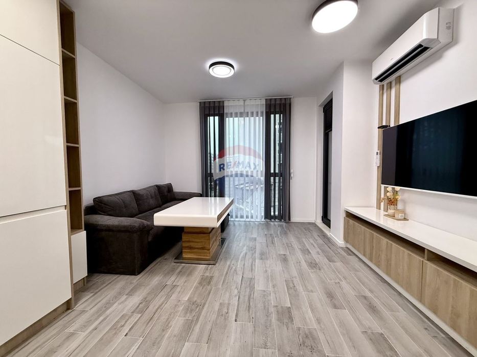 Дава се под наем Тристаен апартамент в к.к. Св.Св. Константин и Елена - 74 кв.м за 1196.97 € - Снимка #2