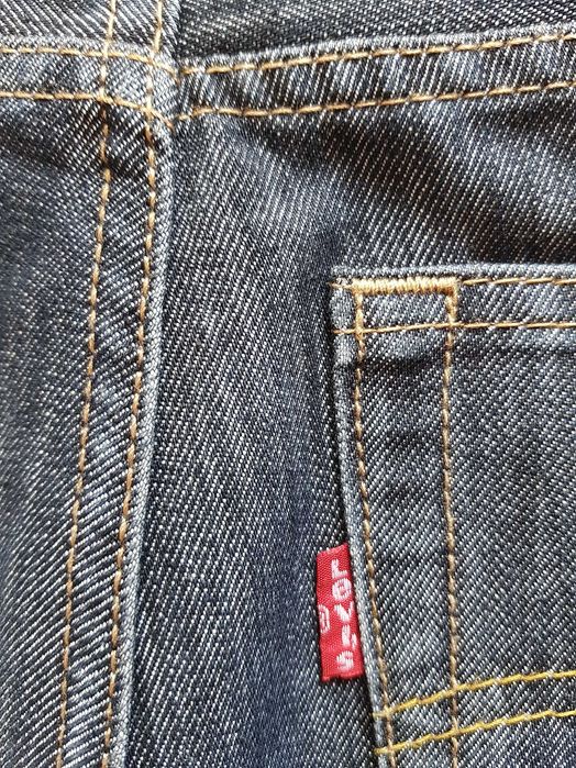 Blugi Levi's 501. Marime 32/34. Dimensiuni exacte.