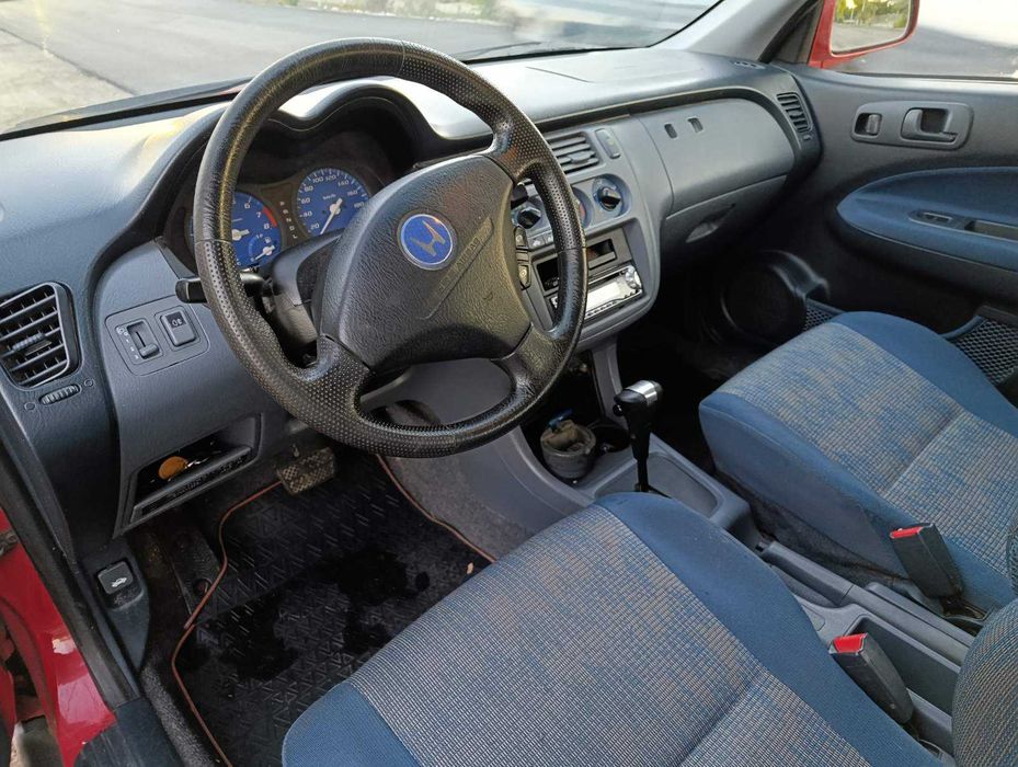 Продавам Honda HR-V