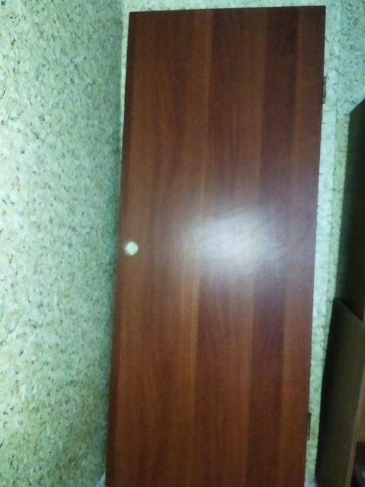 Продам дверь для комнаты