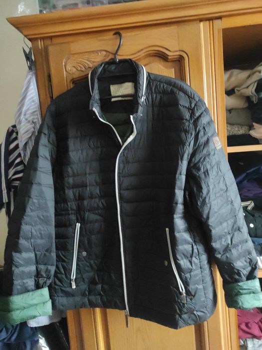 Geci, mărimi diferite, modele diferite, culori diferite