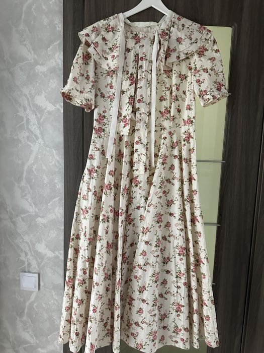 Продажа платьев