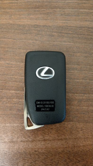 Carcasa cheie Lexus cu 2 si 3 butoane
