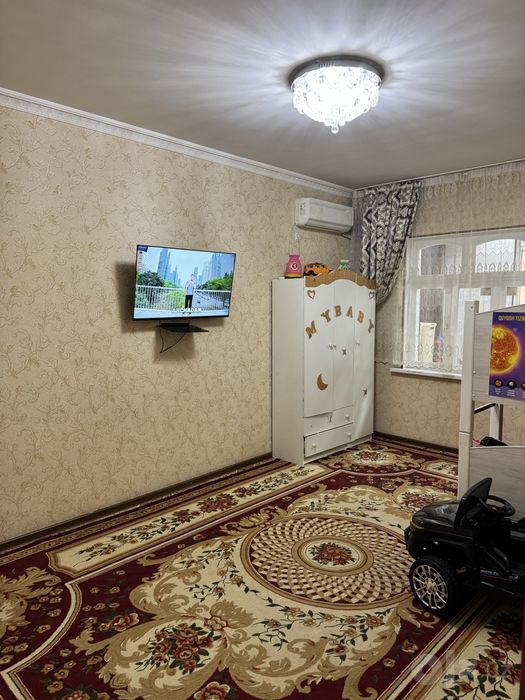 Uchtepa taqach 2 xonali uy sotlad 58Kv