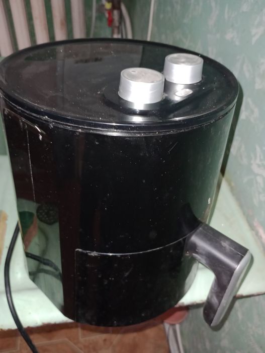 Vănd friteoză filisită foarte puțin