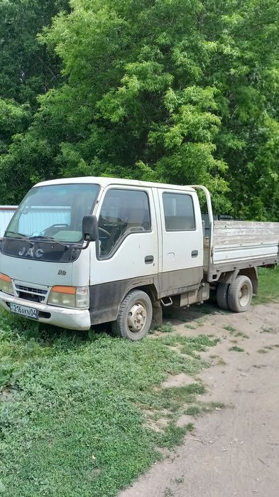 Продам автомобиль JAC  СРОЧНО