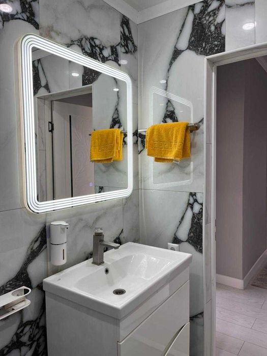 Продается 2 комн кв р-н ЖК Евразия