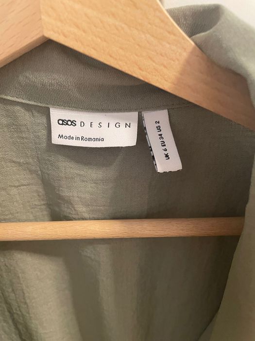 Зелена рокля тип “прегърни ме” Asos