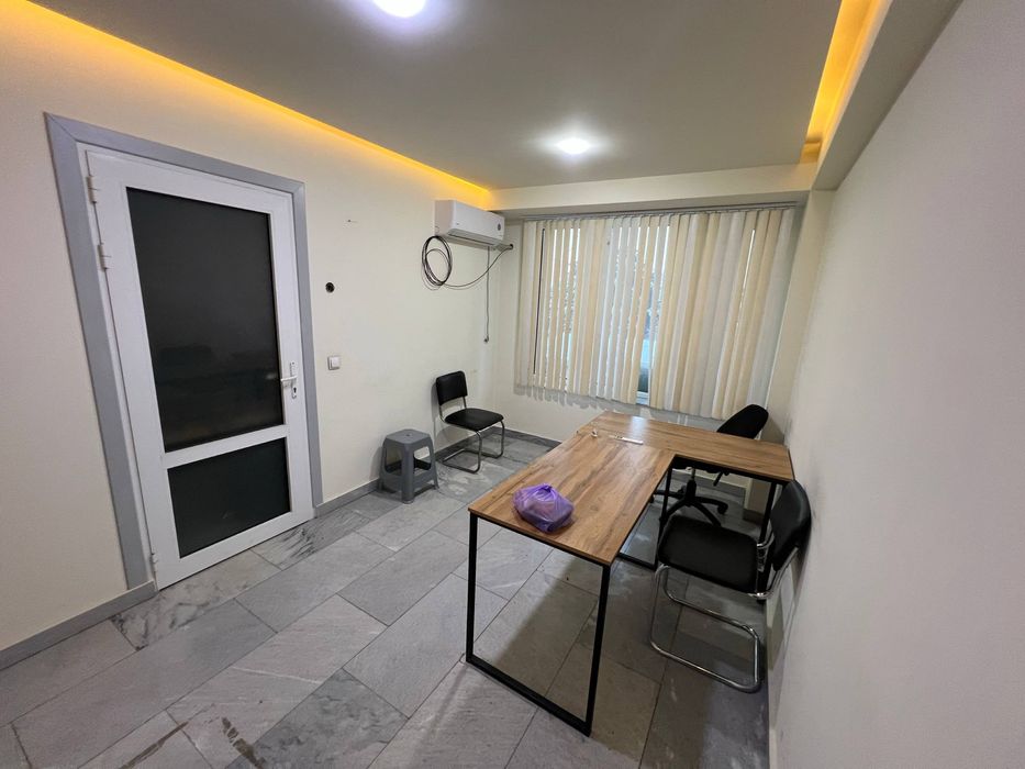 Аренда под офис 21м2 С Мебелью и отдельно Санузел! Алмазар Сити 250$