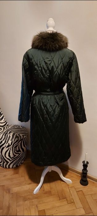 Geaca lunga dama cu guler detașabil din blana naturală de vulpe