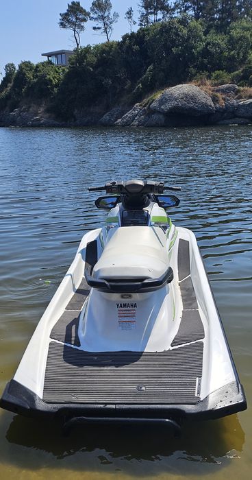 Джет Yamaha VX Wave Runner