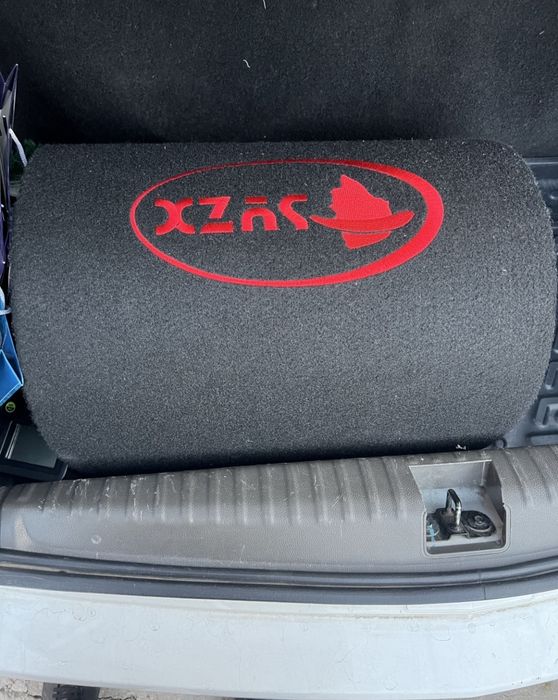 Активный сабвуфер