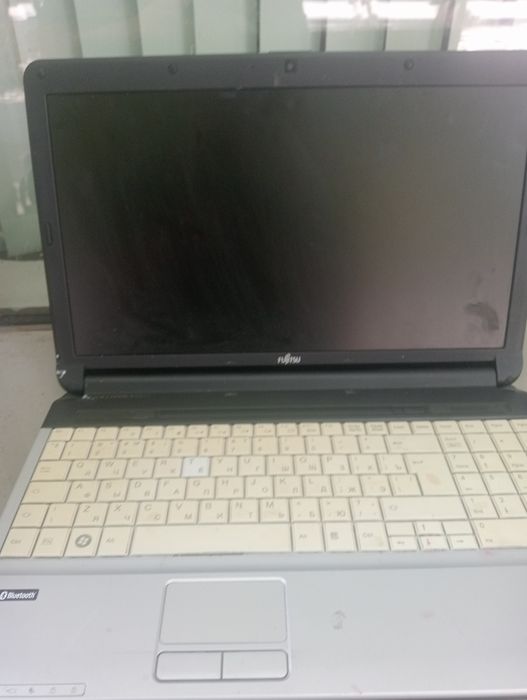 Ноутбук Fijitsuu