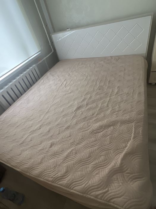 Кровать 160/200 с матрасом! В хорошем