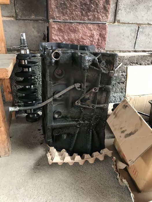 102 матор на разбор 2.3