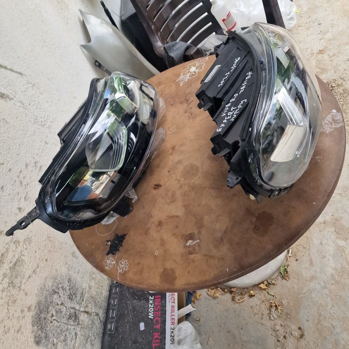 Expert Jumper Vivaro Zafira 2022-2016 ляв и десен фар